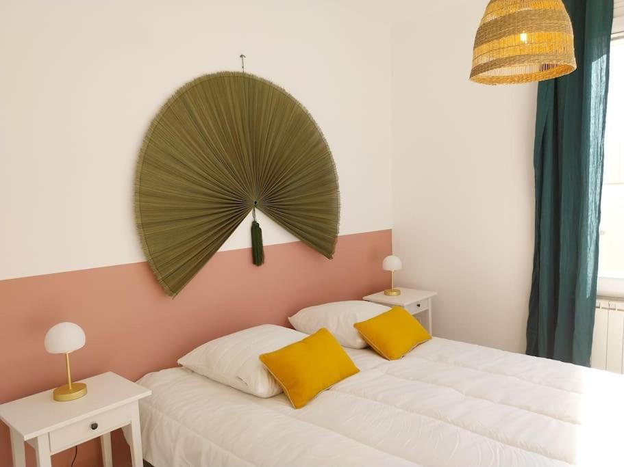 Charmant Appartement 3 Chambres Et Terrasse Eyragues Экстерьер фото
