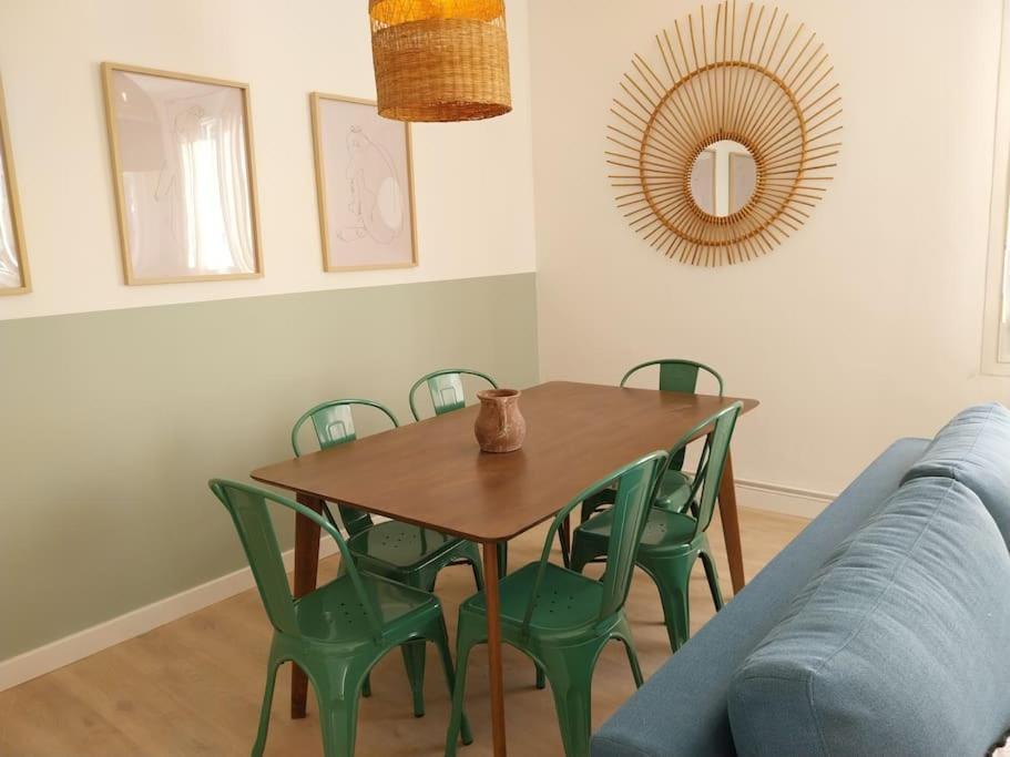 Charmant Appartement 3 Chambres Et Terrasse Eyragues Экстерьер фото